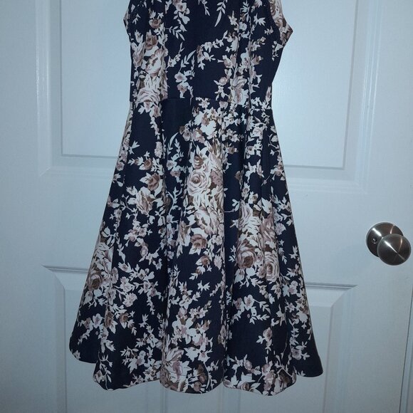 Bebe Halter Mock Neck Cross Strap Open Back Midi Bodycon Dress Sz L Dusty  Green